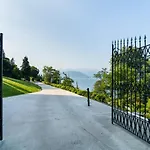 Ferienhaus With Terrace And Stunning View Stresa