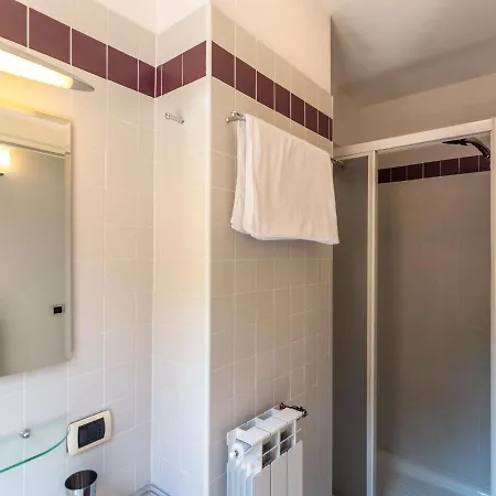 بيت للعطل With Terrace And Stunning View *