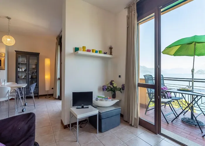 With Terrace And Stunning View Casa de Férias *