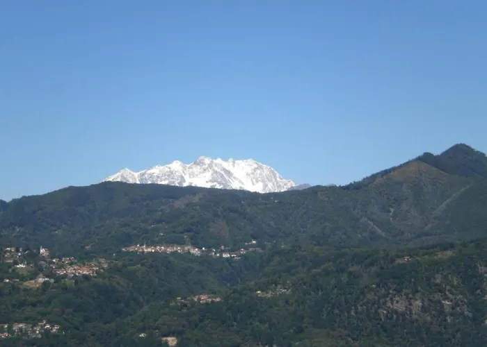 With Terrace And Stunning View Nyaraló *